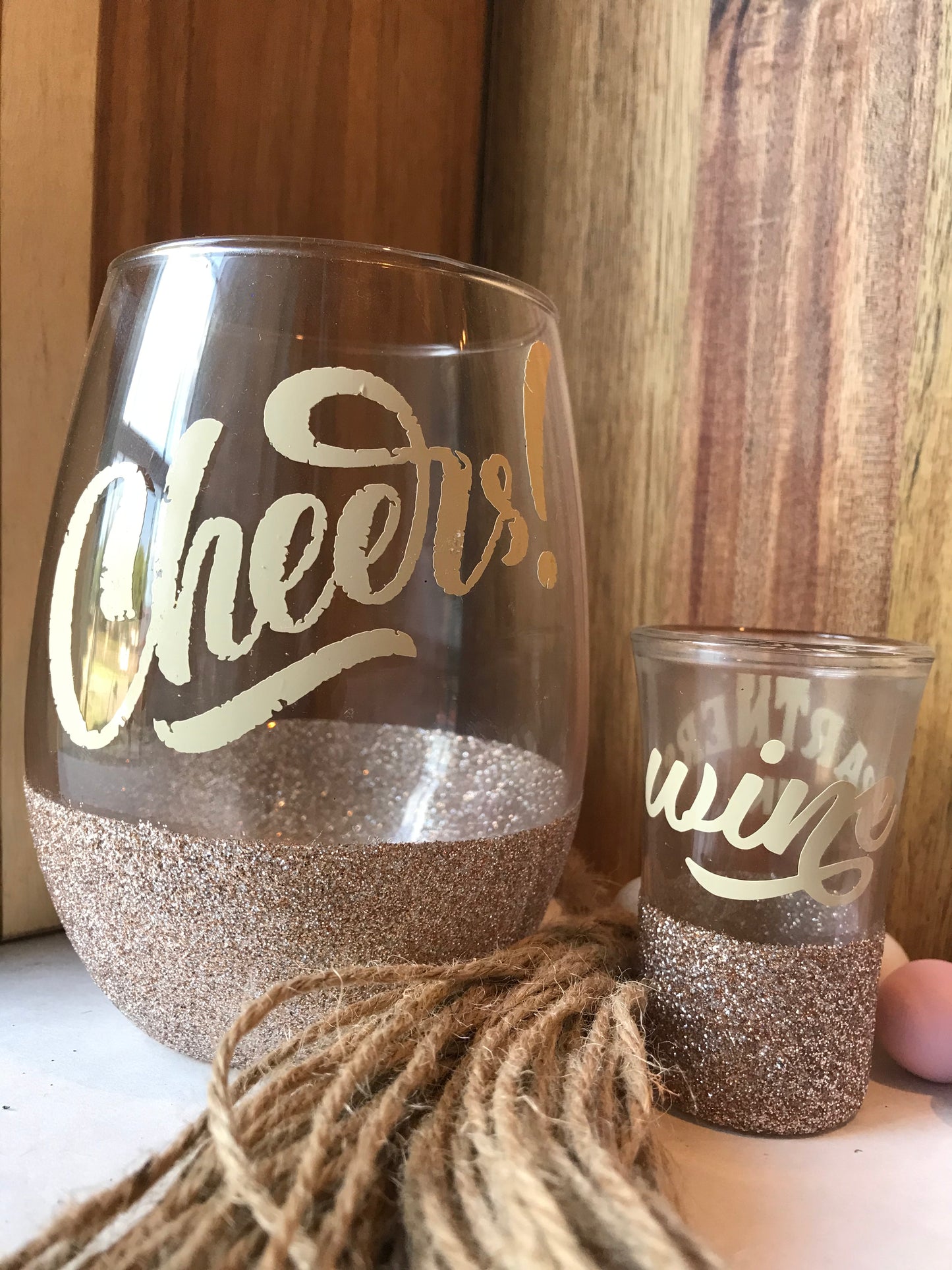 Cheers! with Wine Partner Set