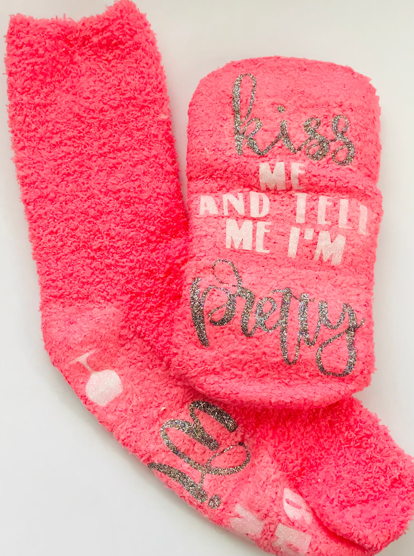 Kiss me and tell me I’m Pretty Socks