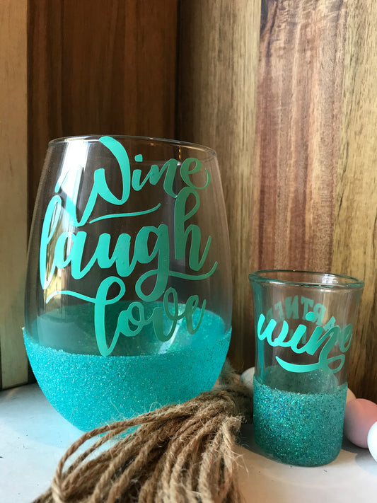 Wine Laugh & Love! Partner Set